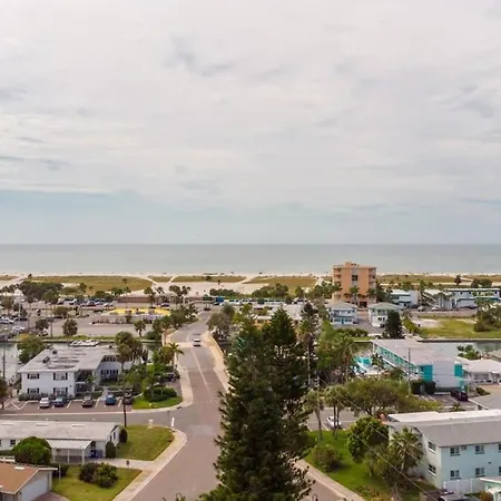 Treasure Island Retreat Steps To Beach St. Pete Beach Exterior foto