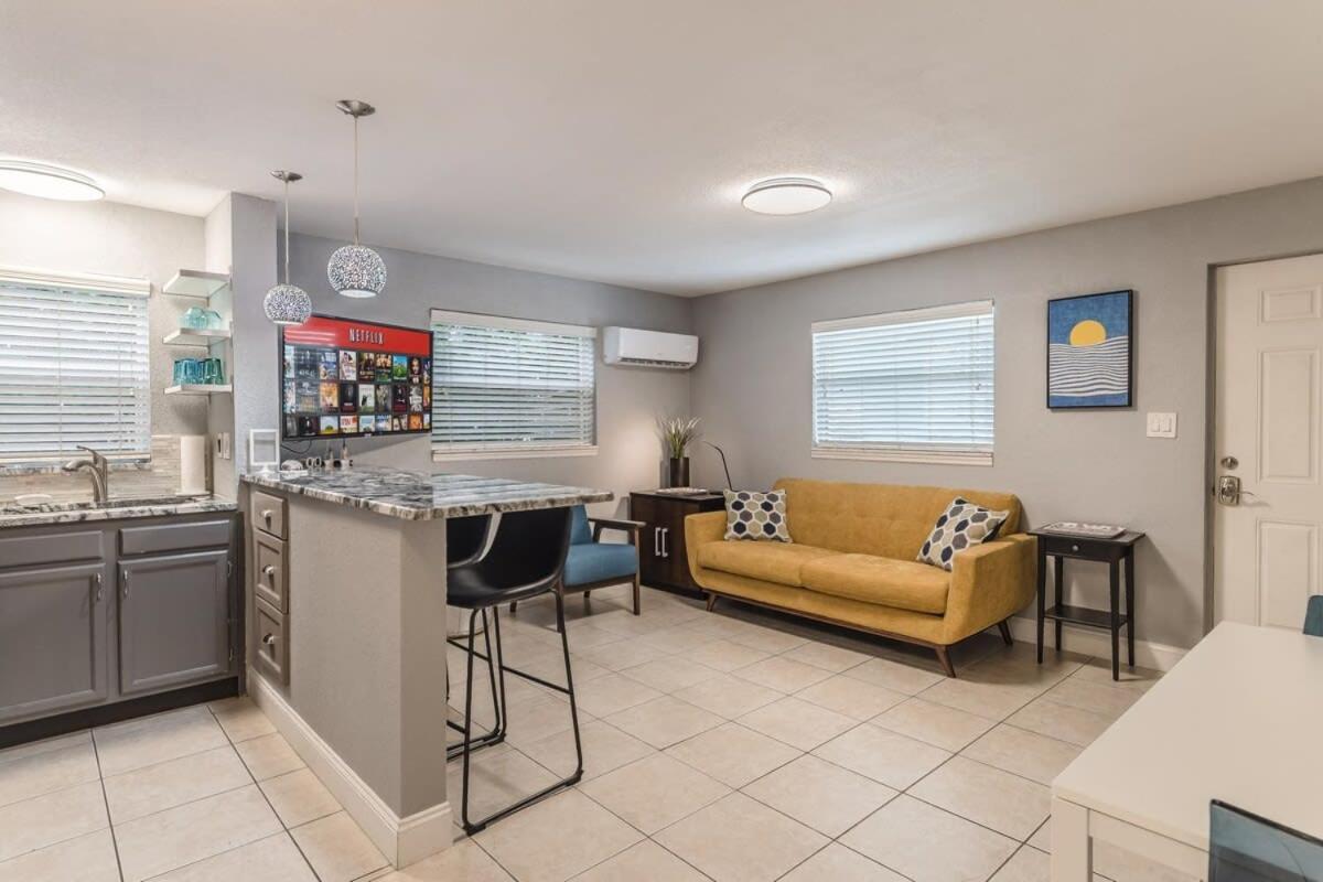 Treasure Island Retreat Steps To Holiday home