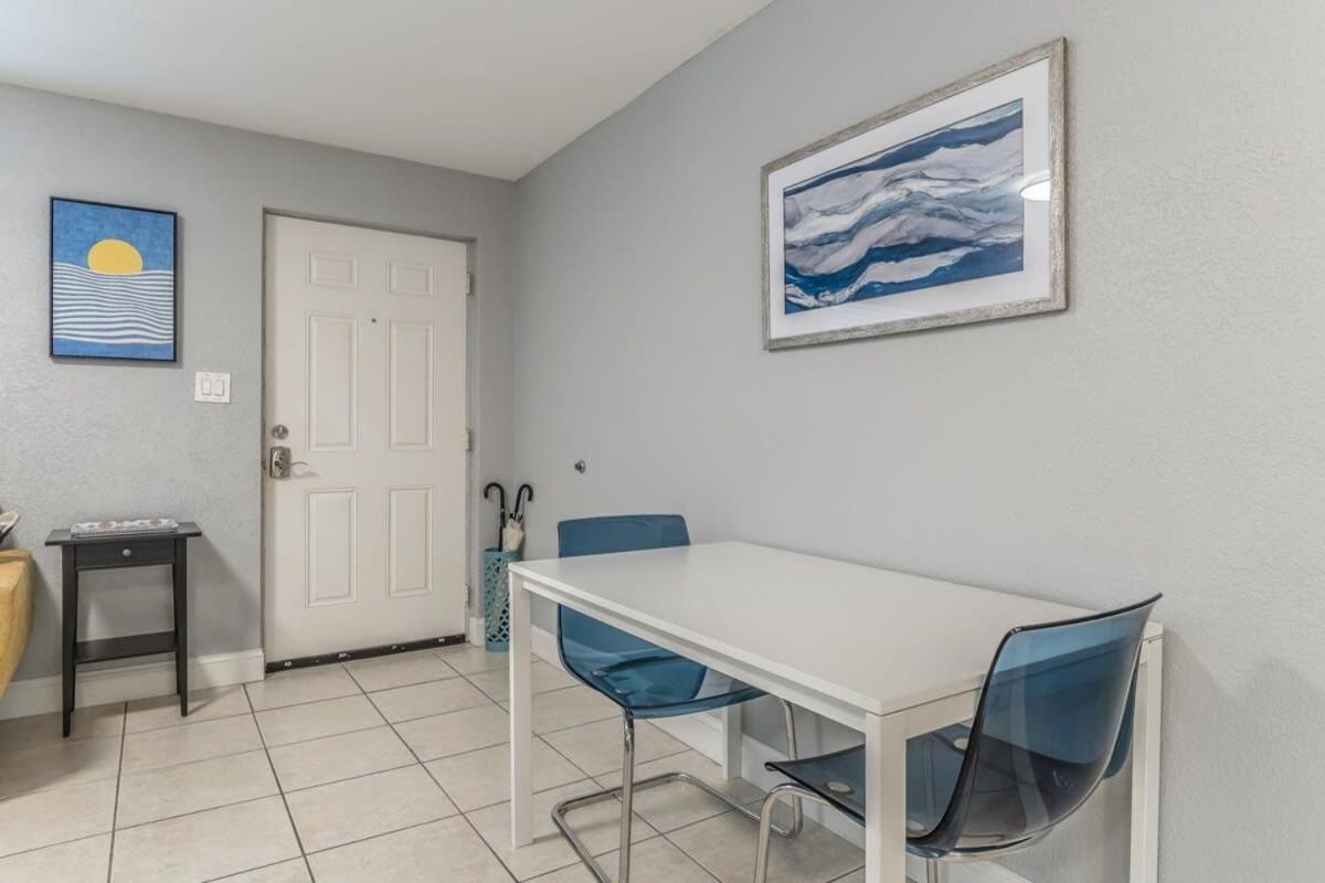 Treasure Island Retreat Steps To Holiday home