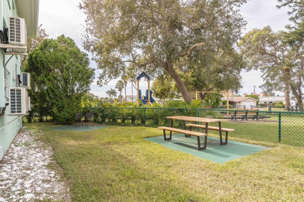 Holiday home Treasure Island Retreat Steps To